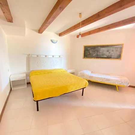 Coda Cavallo Mare 2 Apartment